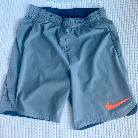 Men’s Nike Dri-FIT Running Shorts, Size Small, Grey, Orange - Picture 1 of 5